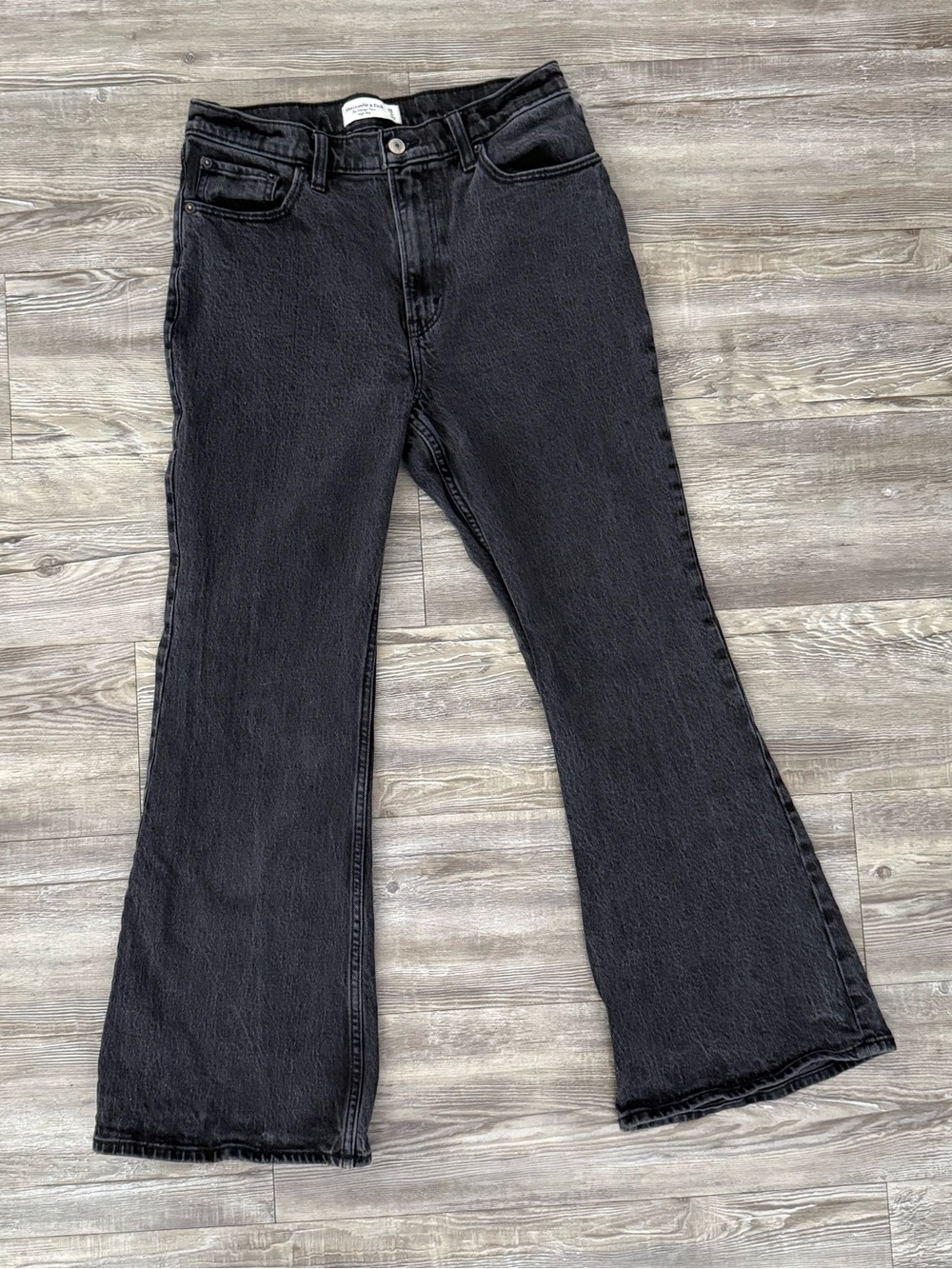 Abercrombie & Fitch Vintage Flare High Rise Jeans | Size 28/6S| Black